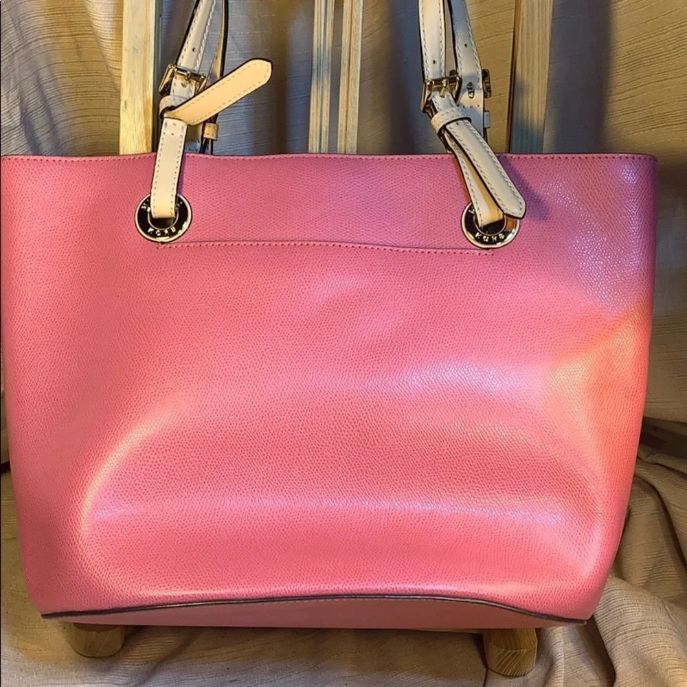 Michael Kors NWOT superb leather tote/shoulder bag